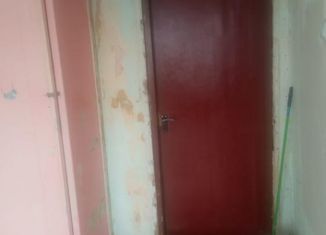 Комната на продажу, 14 м2, город Саяногорск, микрорайон Ленинградский, 26А