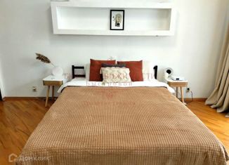 4-комнатная квартира на продажу, 130 м2, Казань, улица Мулланура Вахитова, 8, Кировский район