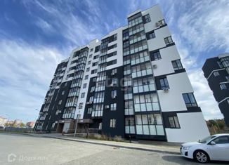 Продается 3-комнатная квартира, 80 м2, Тольятти, Автозаводский район, улица 40 лет Победы, 45Ак1