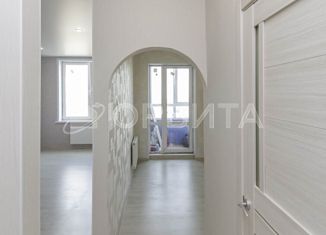 Продажа 1-комнатной квартиры, 32.5 м2, Тюмень, улица Ветеранов Труда, 9А, ЖК На Ватутина