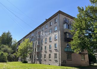 3-ком. квартира на продажу, 56 м2, посёлок Стрельна, улица Гоголя, 6