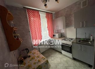 Сдается в аренду трехкомнатная квартира, 55 м2, Москва, Песчаный переулок, 14к1, район Сокол