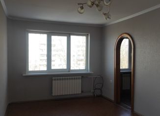 Продам трехкомнатную квартиру, 60 м2, Барнаул, улица Юрина, 229