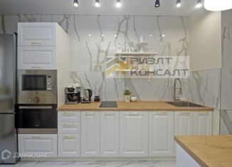 Продам трехкомнатную квартиру, 65.8 м2, Омск, улица 1-й Красной Звезды, 71, ЖК Созвездие