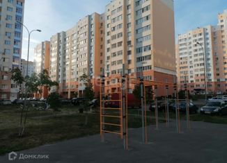 Продается трехкомнатная квартира, 81 м2, Пензенская область, улица Рахманинова, 12