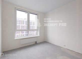 Продается 1-ком. квартира, 40 м2, село Мирное, улица Труда, 44