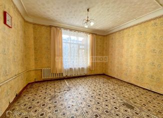 Продается 3-комнатная квартира, 45 м2, Калужская область, улица Вилонова, 19