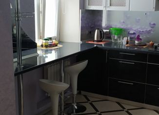 Продается 3-комнатная квартира, 73 м2, Заволжье, улица Веденеева, 7