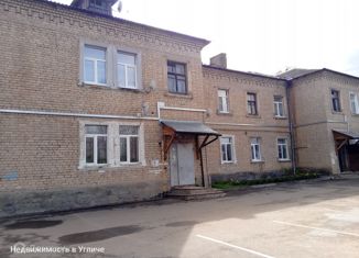 Сдается 3-ком. квартира, 69 м2, Углич, Первомайская улица, 8А