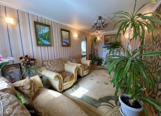 Продам 3-комнатную квартиру, 60 м2, Ртищево, улица Ильича, 2