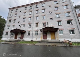 Продажа 3-комнатной квартиры, 60 м2, Тюменская область, Революционная улица, 119