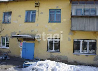 Двухкомнатная квартира на продажу, 42 м2, посёлок городского типа Боровский, Ленинградская улица, 2