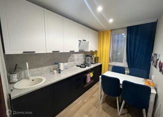 Продаю 2-ком. квартиру, 50.3 м2, Екатеринбург, Конотопская улица, 5, Конотопская улица