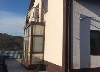 Продаю дом, 151 м2, Сочи, микрорайон Нижняя Хобза, улица Минина, 16