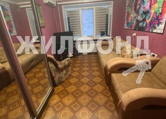 Продается двухкомнатная квартира, 39 м2, Камызяк, улица Максима Горького, 97