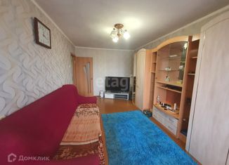 Продаю 2-ком. квартиру, 52 м2, Арсеньев, Садовая улица, 12