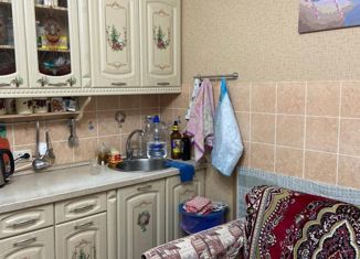 Продам 1-комнатную квартиру, 38 м2, посёлок Строитель, микрорайон Северный, 17