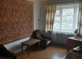 Продается 1-комнатная квартира, 32.8 м2, Артёмовский, улица Крылова, 95