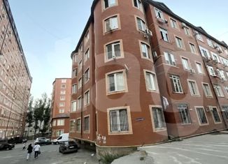 Продажа двухкомнатной квартиры, 91 м2, Махачкала, проспект Амет-Хана Султана, 3