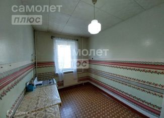 Продается 3-комнатная квартира, 68 м2, Республика Башкортостан, улица Гоголя, 112