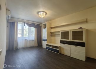 Продаю 2-комнатную квартиру, 45 м2, Волгоградская область, улица Мира, 97
