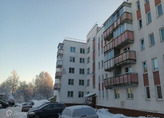 Продажа 2-ком. квартиры, 56 м2, городской посёлок Рощино, Садовая улица, 50А