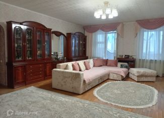 Продажа 3-комнатной квартиры, 142.9 м2, Тюменская область, улица Гагарина, 26