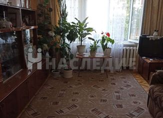 Продается двухкомнатная квартира, 50.7 м2, Крымск, улица Ленина, 203