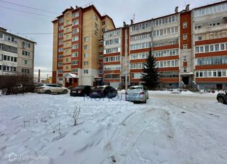 Продам 2-комнатную квартиру, 63 м2, посёлок городского типа Медведево, улица Мира, 2А