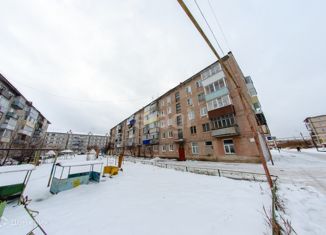 Продажа 4-комнатной квартиры, 64 м2, Шадринск, улица Автомобилистов