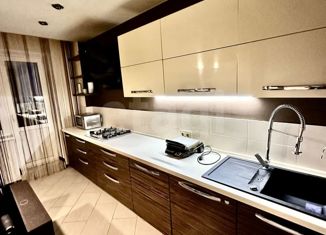 Продажа 3-комнатной квартиры, 81 м2, Владимир, улица Жуковского, 8Д, район Доброе