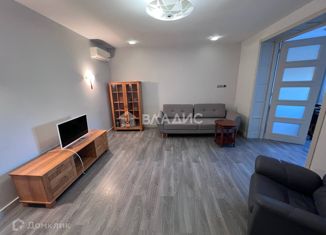 Сдается в аренду 2-ком. квартира, 85 м2, Калининградская область, Ростовская улица, 15