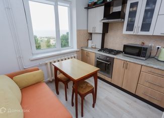 Продается 1-комнатная квартира, 36.6 м2, посёлок городского типа Янтарный, Советская улица, 104А