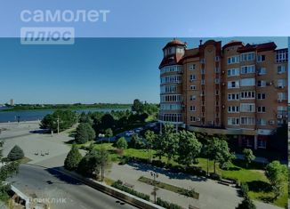 Сдается в аренду 3-комнатная квартира, 140 м2, Астрахань, проспект Губернатора Анатолия Гужвина, 3