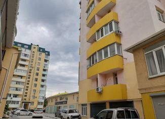 Продажа 1-ком. квартиры, 45 м2, Феодосия, Симферопольское шоссе, 24Е