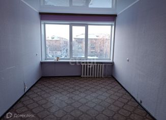 Продаю 1-комнатную квартиру, 33 м2, Ишимбай, проспект Ленина, 49