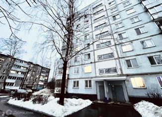 Продажа 2-комнатной квартиры, 50.9 м2, Смоленская область, улица Рыленкова, 1