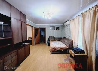 Сдается в аренду дом, 53 м2, Крымск, улица 3-го Интернационала, 30