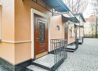 Продается 4-комнатная квартира, 226.8 м2, Москва, площадь Борьбы, 13А, метро Менделеевская