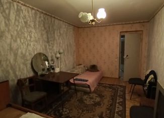 Продам 2-ком. квартиру, 48 м2, Армянск, улица Иванищева, 19