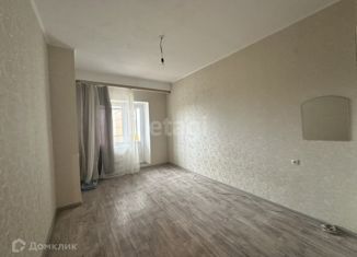 Продам 1-комнатную квартиру, 46.5 м2, Строитель, улица 5 Августа, 17