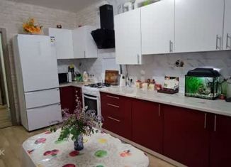 Продаю двухкомнатную квартиру, 65 м2, город Семилуки, улица 25 лет Октября, 140/4