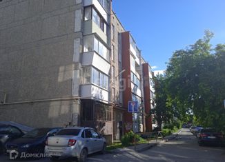 Продаю двухкомнатную квартиру, 50 м2, Ирбит, Советская улица, 57