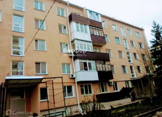 Продам 3-ком. квартиру, 56.1 м2, село Золотое Поле, улица Тагакова, 5