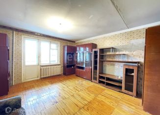 Продается 3-комнатная квартира, 70.5 м2, Йошкар-Ола, улица Петрова, 3, микрорайон Сомбатхей