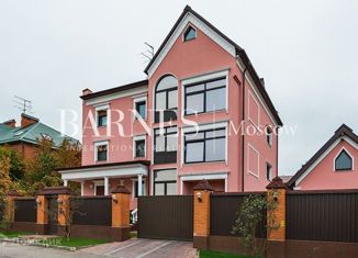 Продам дом, 800 м2, Московская область