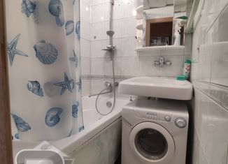 Сдаю комнату, 65 м2, Москва, улица Лескова, 5, улица Лескова