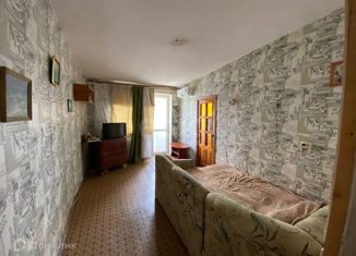 Продаю 3-ком. квартиру, 53.5 м2, Севастополь, улица Горпищенко, 55