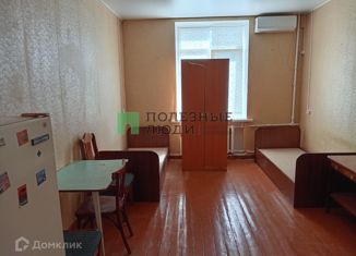 Комната в аренду, 110 м2, Саратовская область, улица имени И.С. Кутякова, 156