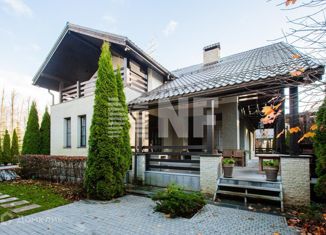 Продажа дома, 800 м2, деревня Липки